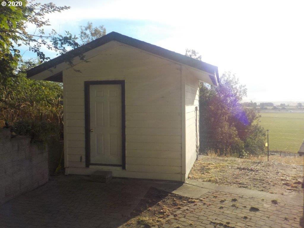 93341 Westpoint Road Harrisburg, OR 97446 - Photo 21 of 22 Gallery Image 21