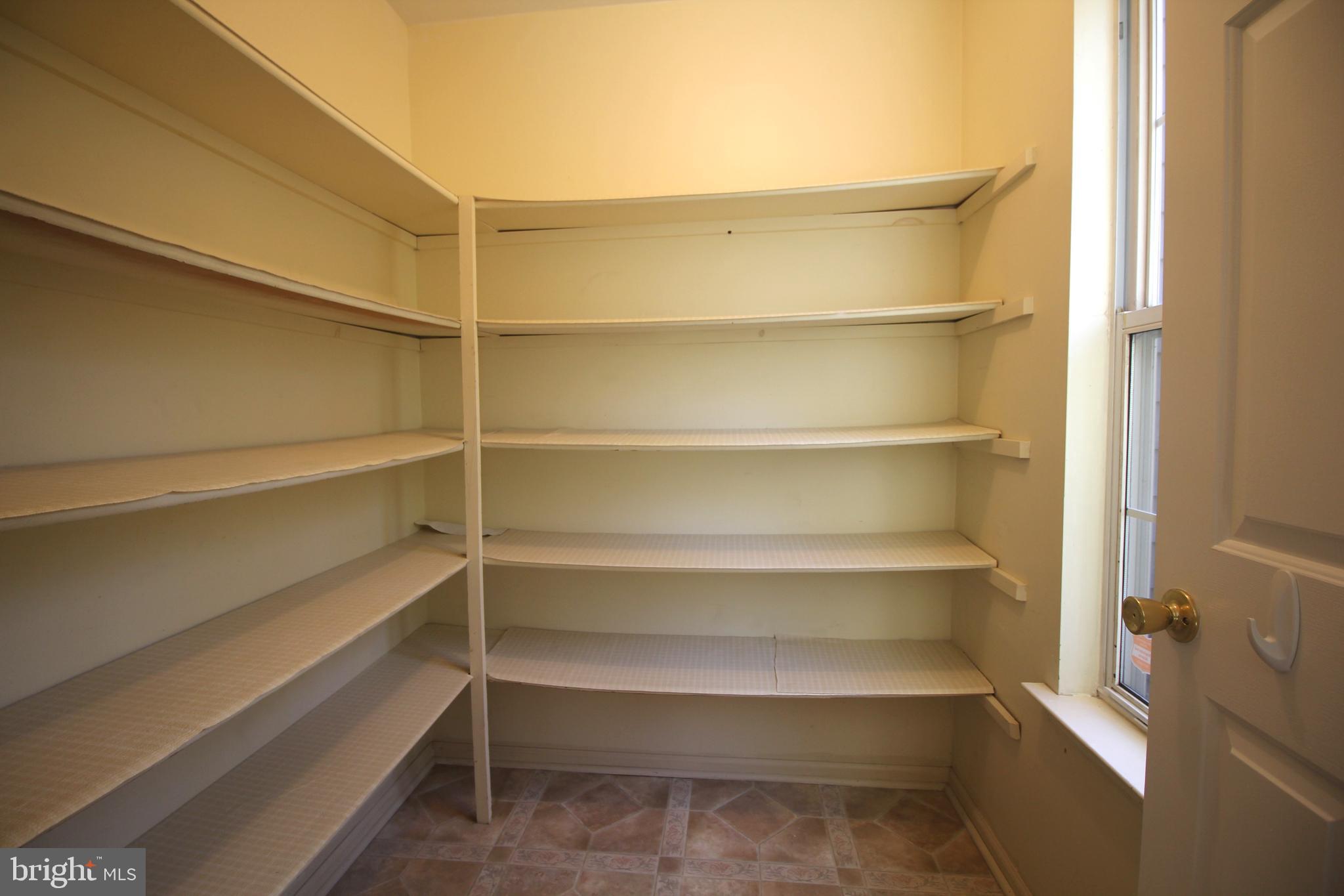 37 F Melrose Road Princeton, NJ 08540 - Photo 10 of 37 Kitchen Pantry