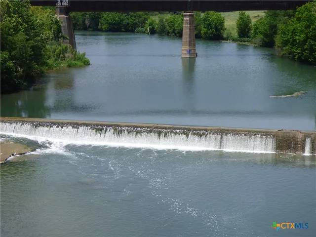 $315,000 | 918 Crystal Brook Cove, New Braunfels, TX 78130