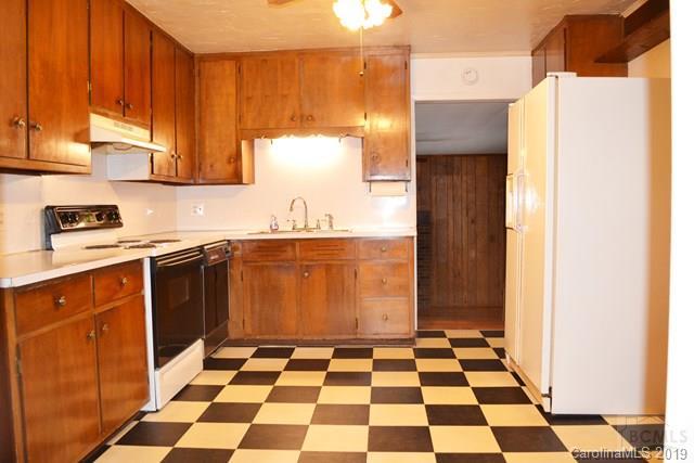 110 Whitley Road Morganton, NC 28655 - Photo 3 of 12 Gallery Image 3