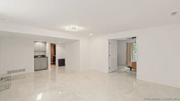 $1,890,000 | 149 Thornwood Circle, Sunrise Beach, MO 65079