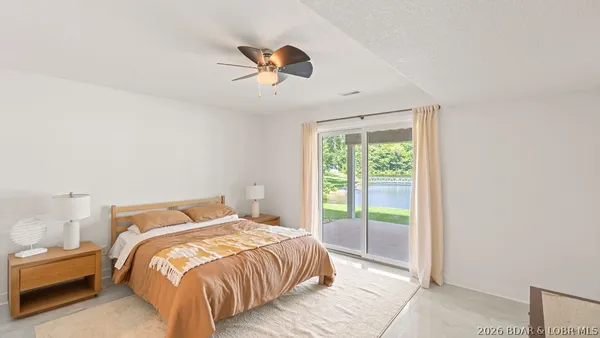 $1,890,000 | 149 Thornwood Circle, Sunrise Beach, MO 65079