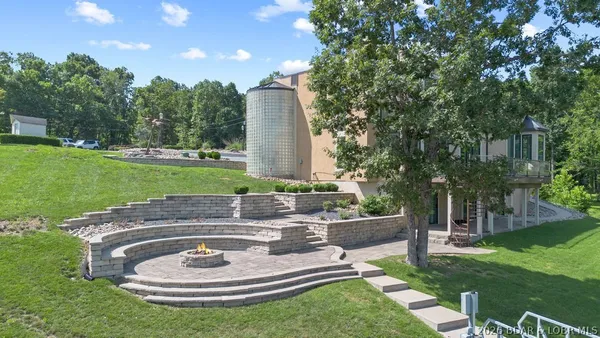 $1,890,000 | 149 Thornwood Circle, Sunrise Beach, MO 65079