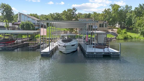 $1,890,000 | 149 Thornwood Circle, Sunrise Beach, MO 65079