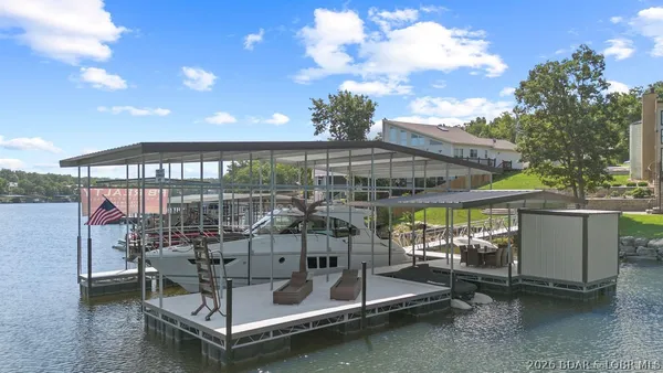 $1,890,000 | 149 Thornwood Circle, Sunrise Beach, MO 65079