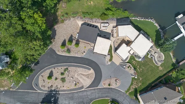 $1,890,000 | 149 Thornwood Circle, Sunrise Beach, MO 65079