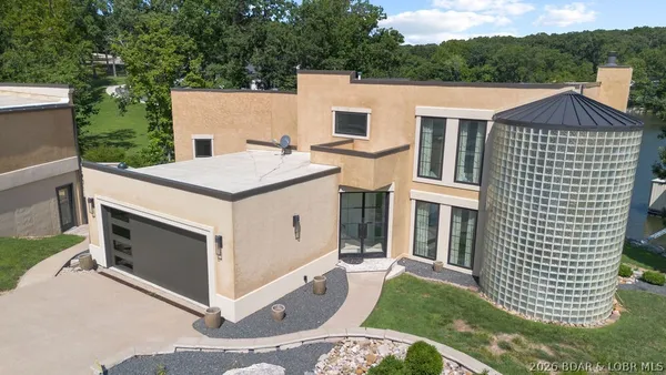 $1,890,000 | 149 Thornwood Circle, Sunrise Beach, MO 65079