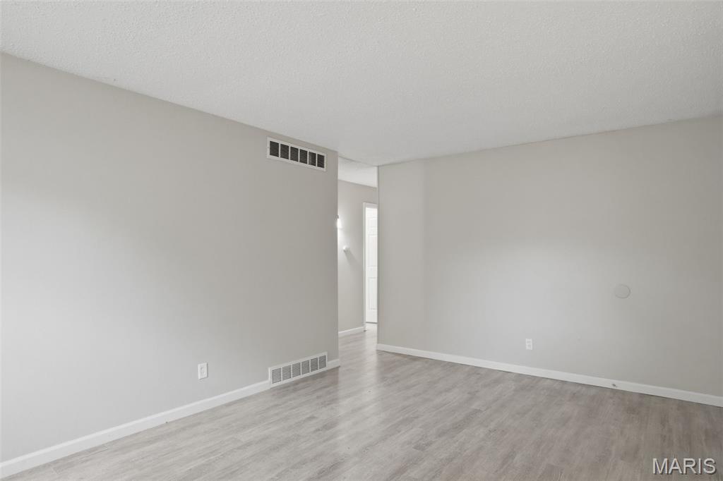 1112 Rhea Avenue St. Louis, MO 63138 - Photo 5 of 26