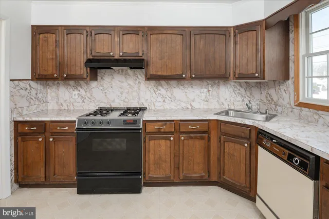 $3,000 | 115 Patricia Avenue, Linthicum Heights, MD 21090