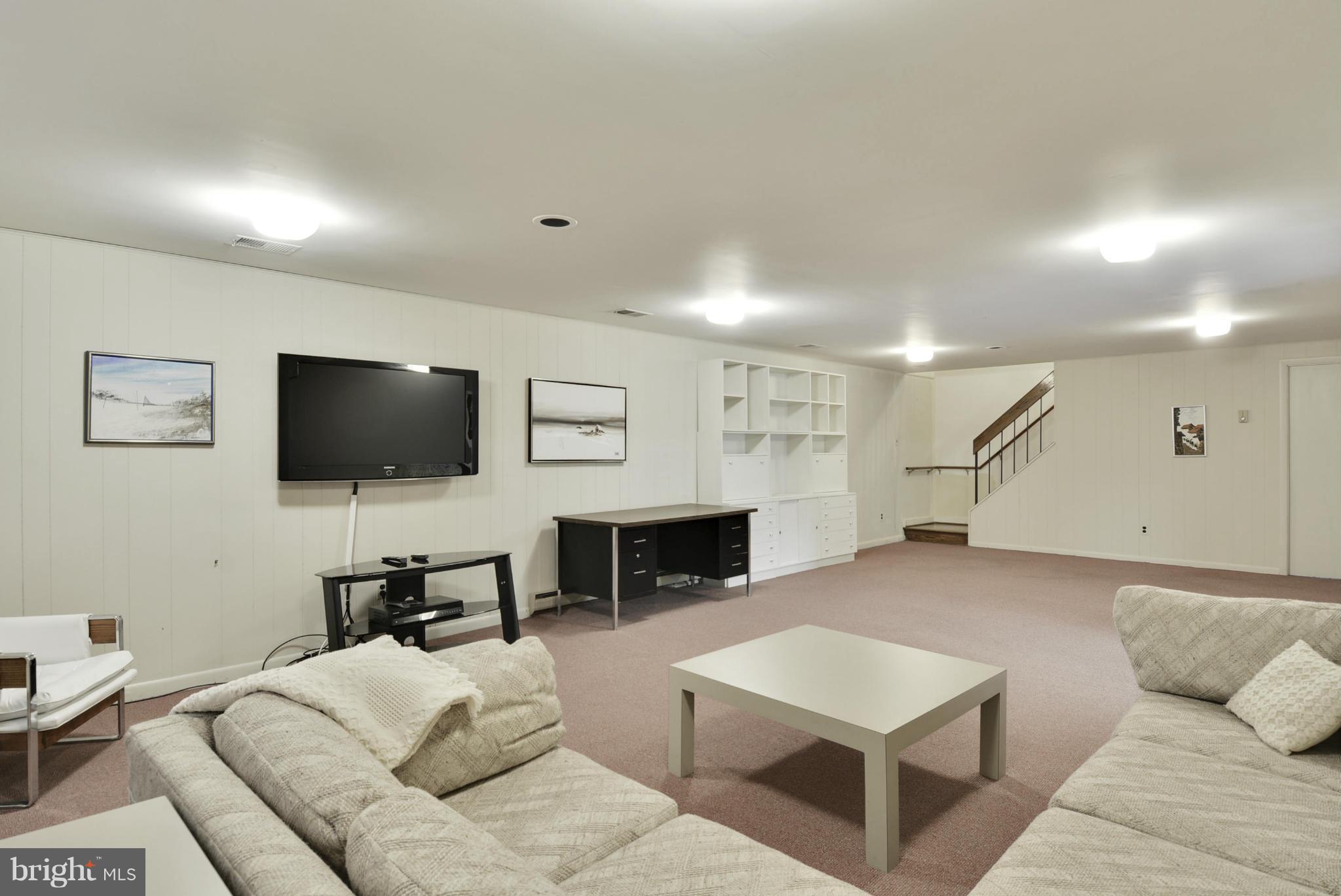 3415 Englemeade Road Pikesville, MD 21208 - Photo 24 of 30 Family Room