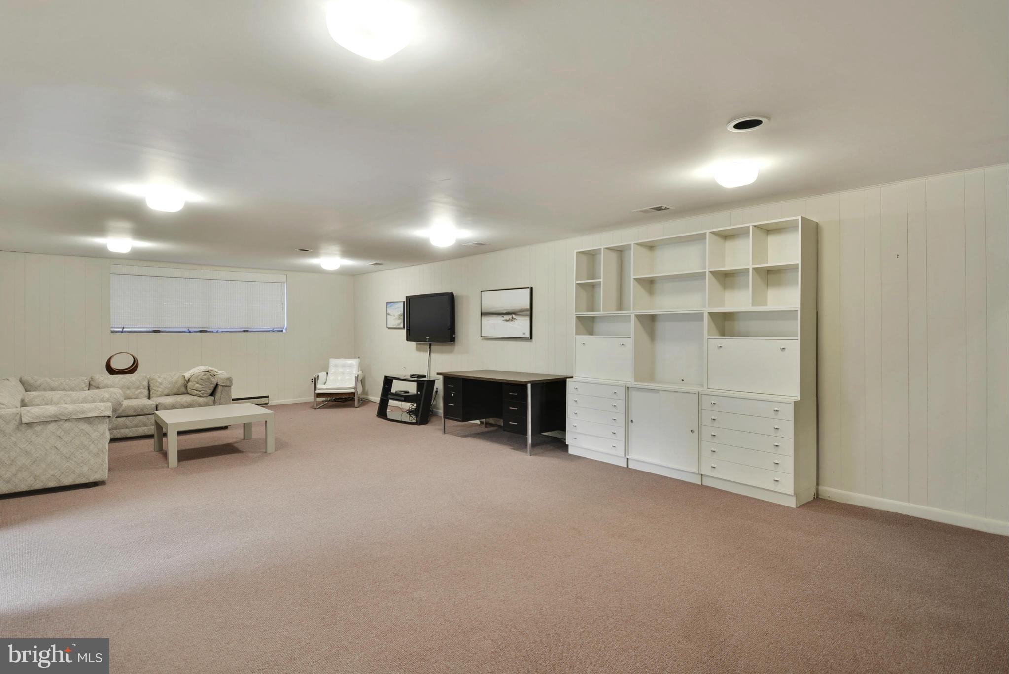3415 Englemeade Road Pikesville, MD 21208 - Photo 25 of 30 Family Room