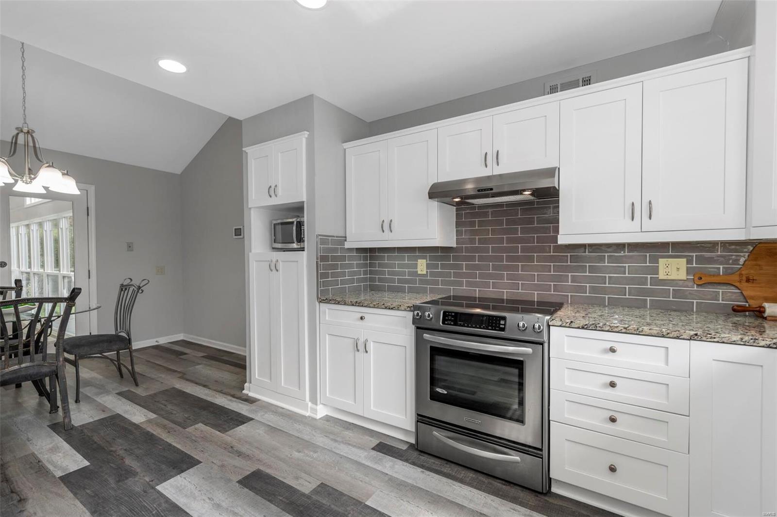 15939 Wetherburn Road Chesterfield, MO 63017 - Photo 20 of 54 Gallery Image 20