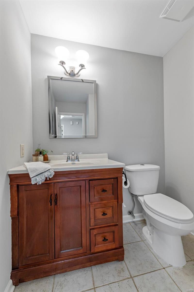 15939 Wetherburn Road Chesterfield, MO 63017 - Photo 23 of 54 Gallery Image 23