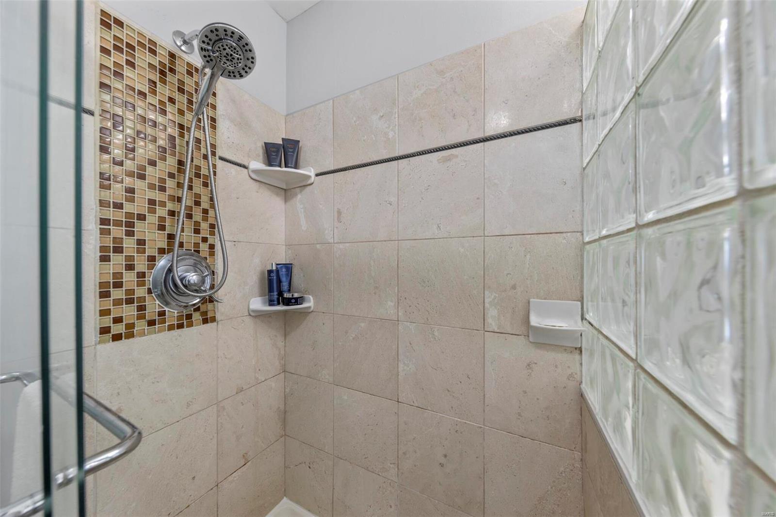 15939 Wetherburn Road Chesterfield, MO 63017 - Photo 29 of 54 Gallery Image 29