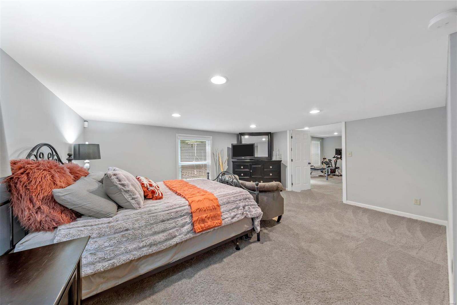 15939 Wetherburn Road Chesterfield, MO 63017 - Photo 45 of 54 Gallery Image 45
