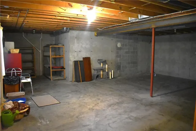 $349,900 | 515 East Sheridan Street, Maysville, MO 64469