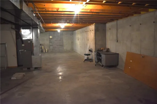 $349,900 | 515 East Sheridan Street, Maysville, MO 64469