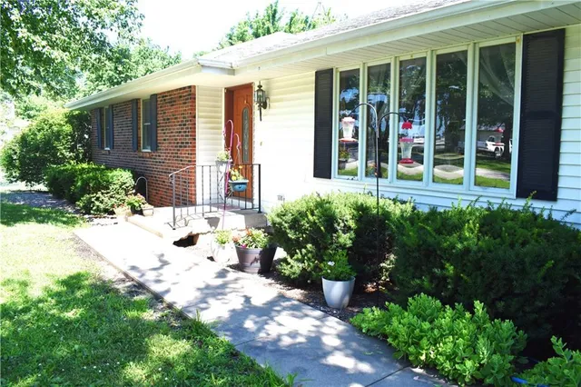 $349,900 | 515 East Sheridan Street, Maysville, MO 64469