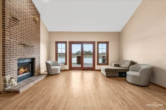 $995,000 | 675 White Pine Circle, Lake In The Hills, IL 60156