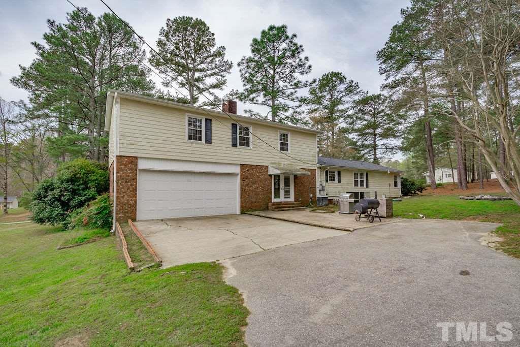 4185 Old Stage Road South Erwin, NC 28339 - Photo 10 of 19 Gallery Image 10