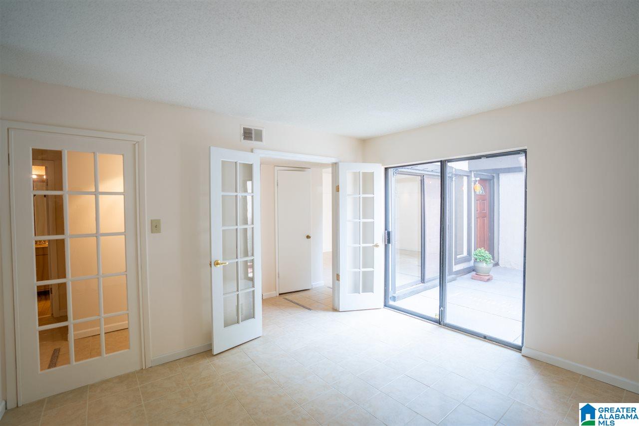3350 Altamont Road South, Unit D22 Birmingham, AL 35205 - Photo 13 of 16
