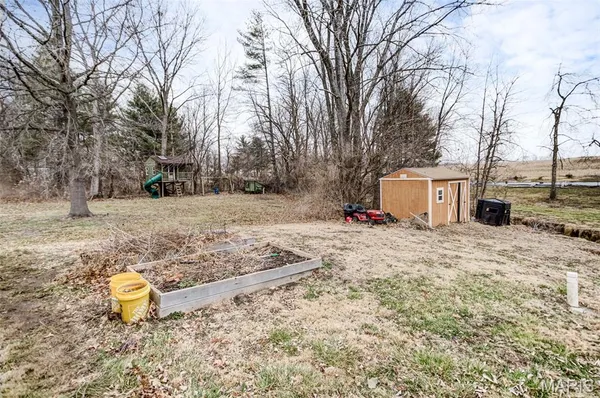 $244,000 | 1140 Brooklane Drive, Carrollton, IL 62016