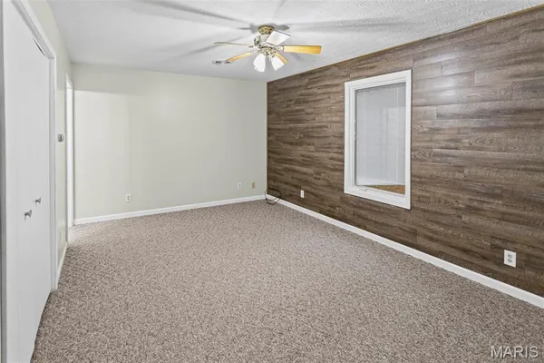 $244,000 | 1140 Brooklane Drive, Carrollton, IL 62016