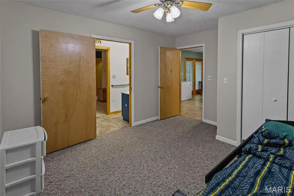 $244,000 | 1140 Brooklane Drive, Carrollton, IL 62016