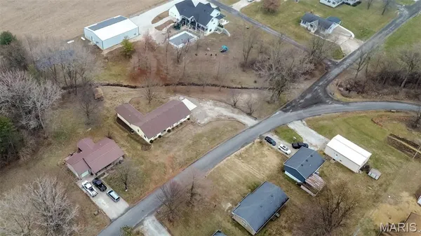 $244,000 | 1140 Brooklane Drive, Carrollton, IL 62016