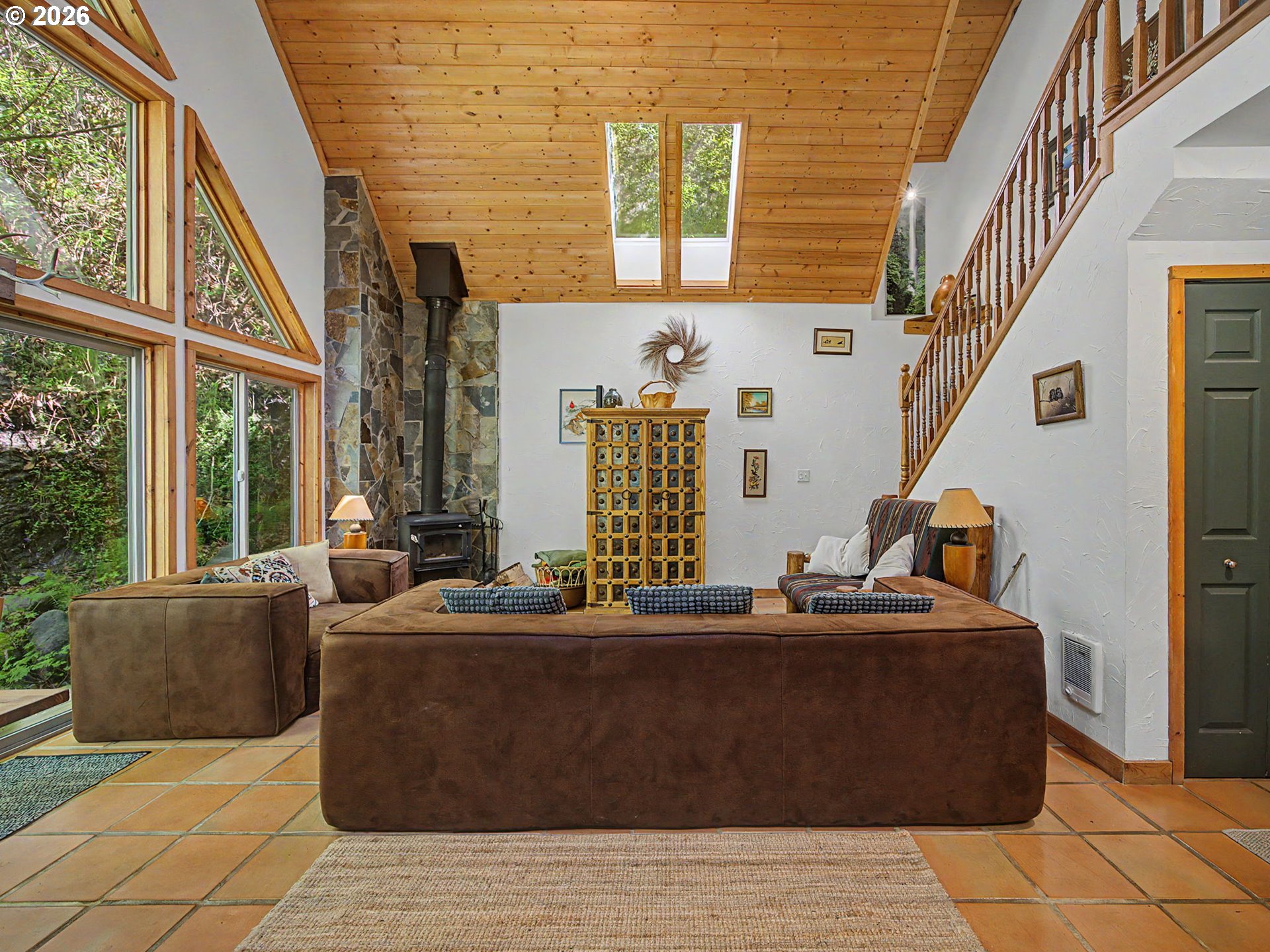 21561 Hideway Lane Rhododendron, OR 97049 - Photo 9 of 41