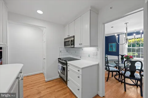 $1,495,000 | 5901 Devonshire Drive, Bethesda, MD 20816