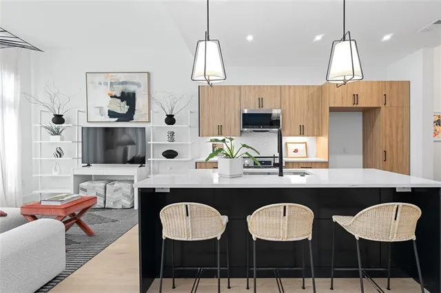 $749,000 | 567 Ponce De Leon Avenue Northeast, Unit 614, Atlanta, GA 30308