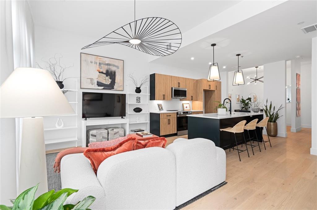 567 Ponce De Leon Avenue Northeast, Unit 614 Atlanta, GA 30308 - Photo 3 of 46