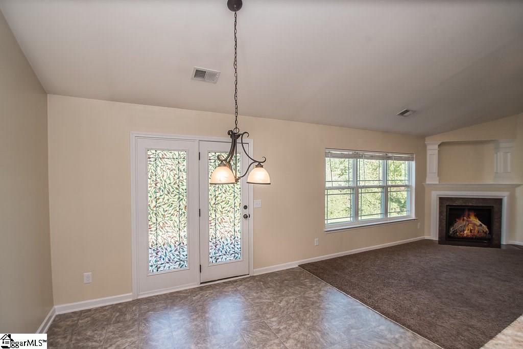 396 Riverdale Road Simpsonville, SC 29680 - Photo 9 of 36 Gallery Image 9