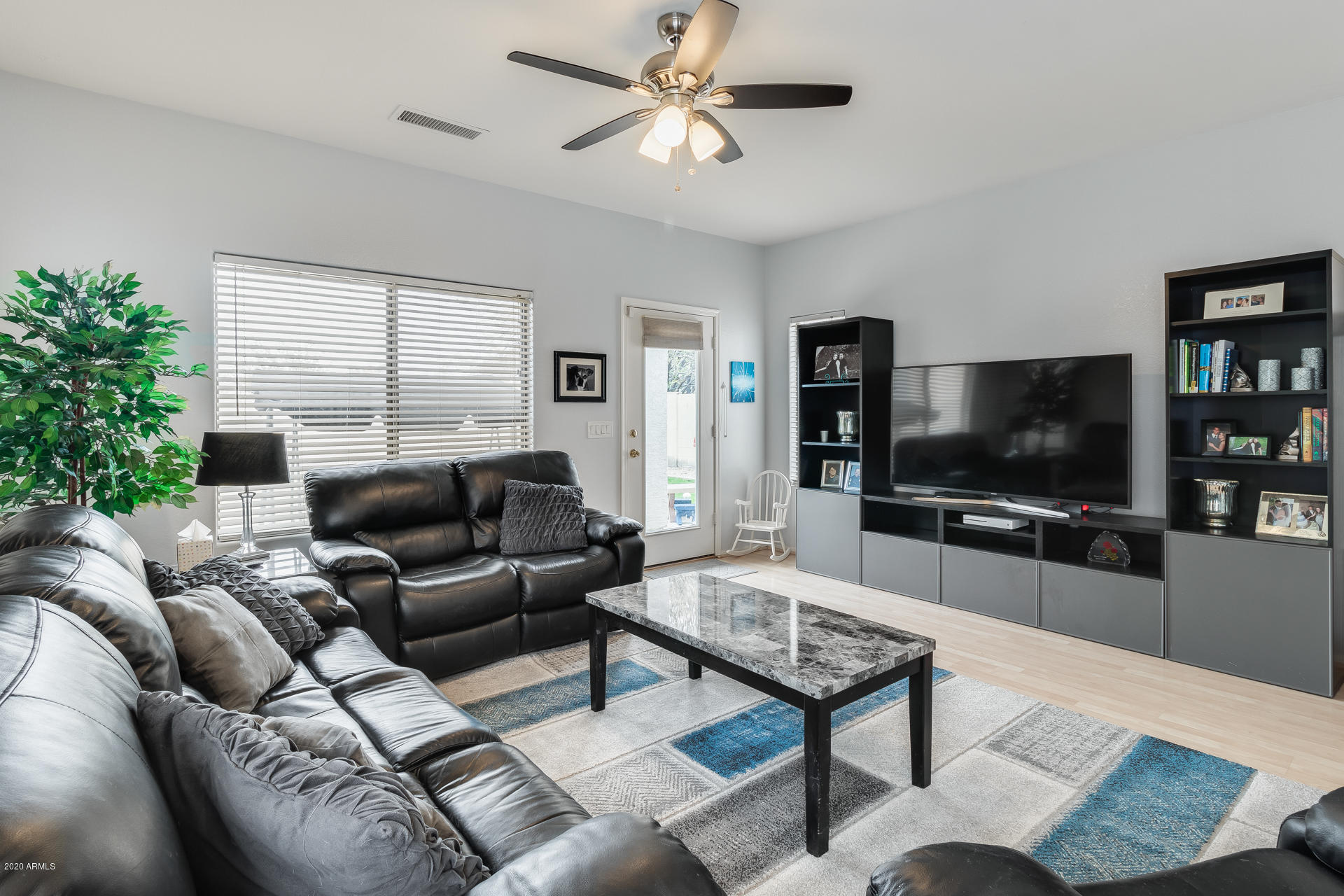 4271 South Rim Road Gilbert, AZ 85297 - Photo 10 of 37