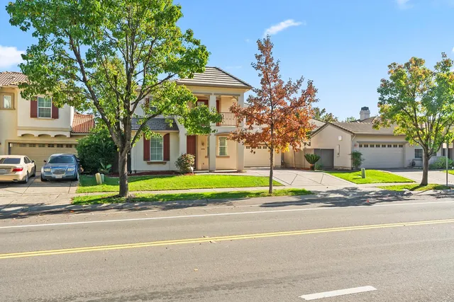 $577,000 | 4886 Westlake Parkway, Sacramento, CA 95835