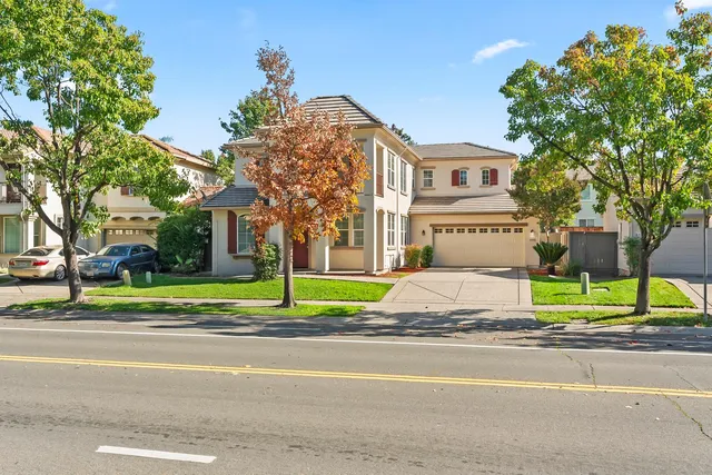 $577,000 | 4886 Westlake Parkway, Sacramento, CA 95835