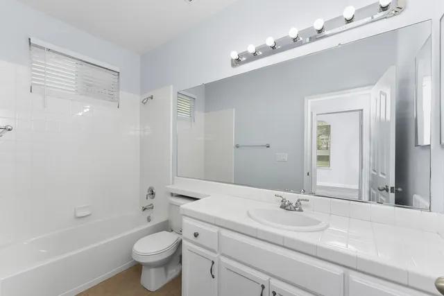 $577,000 | 4886 Westlake Parkway, Sacramento, CA 95835