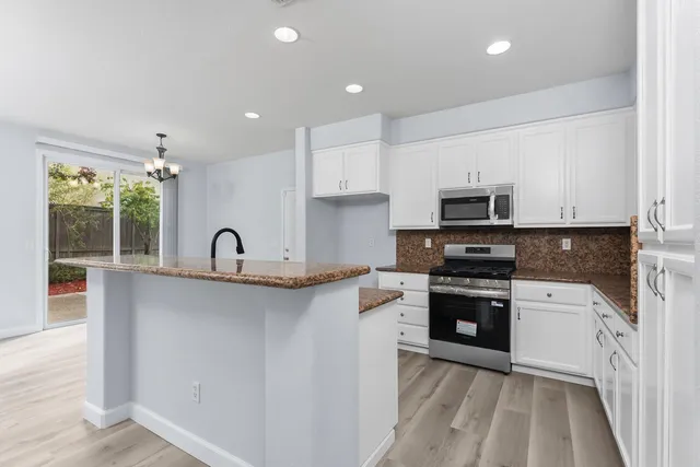 $577,000 | 4886 Westlake Parkway, Sacramento, CA 95835