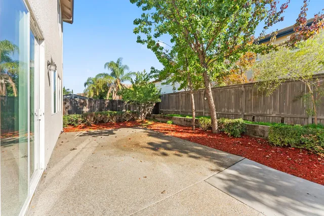 $577,000 | 4886 Westlake Parkway, Sacramento, CA 95835