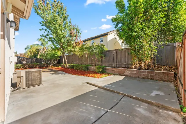 $577,000 | 4886 Westlake Parkway, Sacramento, CA 95835