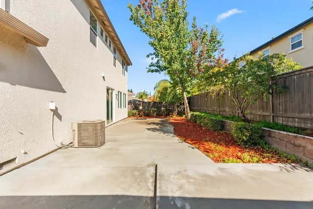 $577,000 | 4886 Westlake Parkway, Sacramento, CA 95835