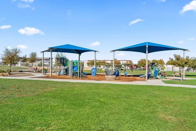 $577,000 | 4886 Westlake Parkway, Sacramento, CA 95835