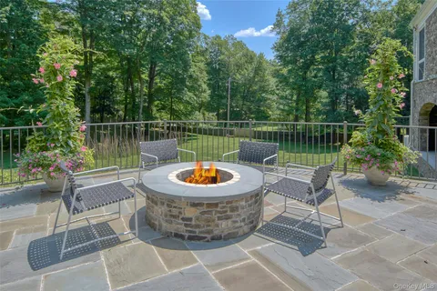 a outdoor view with a sitting space