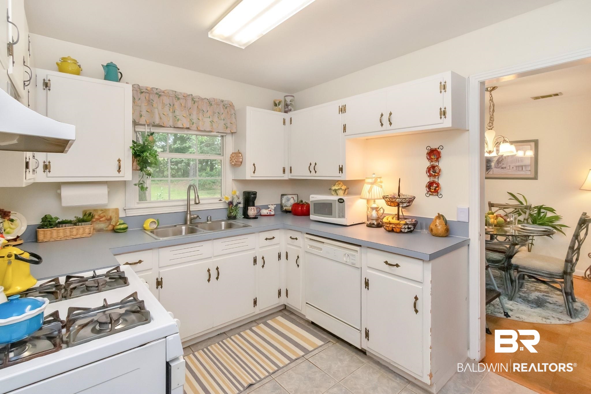 905 Kensington Drive Mobile, AL 36608 - Photo 7 of 16