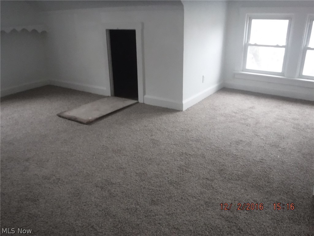 3360 Altamont Road Cleveland, OH 44118 - Photo 9 of 15