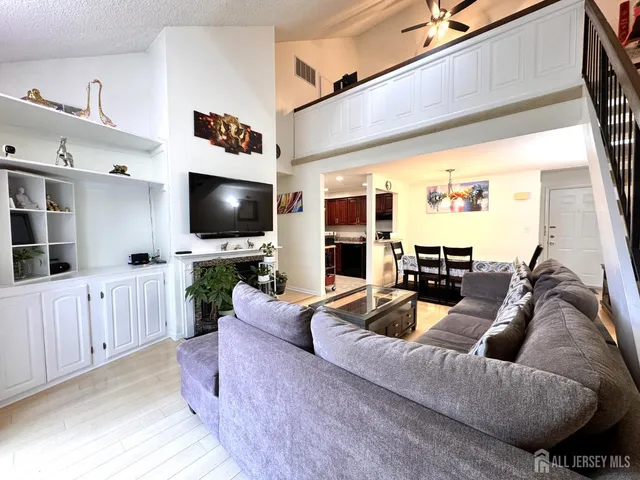 $419,900 | 5220 Ravens Crest Drive, Unit 5220, Plainsboro, NJ 08536