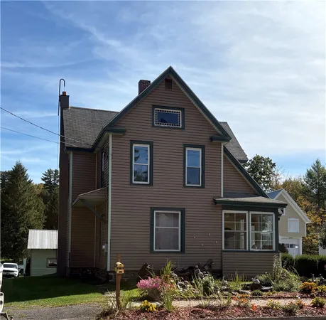 $195,000 | 53 South Street, Edmeston, NY 13335