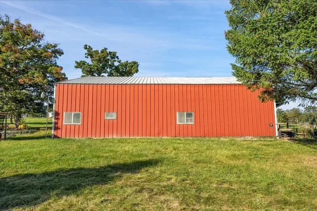 $1,200,000 | 17406 Highway 173, Harvard, IL 60033