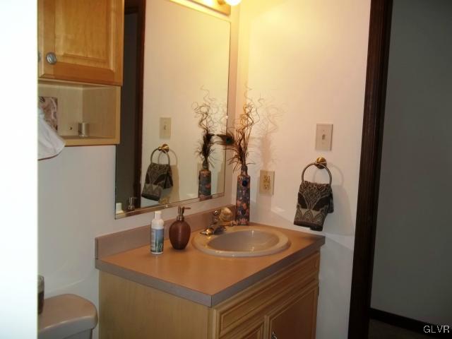 649 Long Lane Road Walnutport, PA 18088 - Photo 19 of 40 Gallery Image 19
